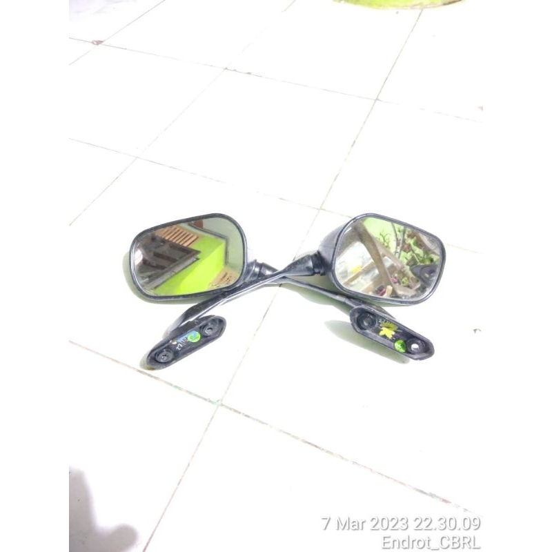 spion yamaha r15 old ori