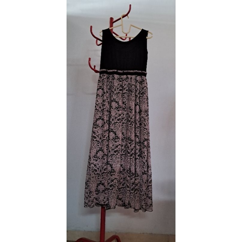 Dress Casual - Hitam Pink