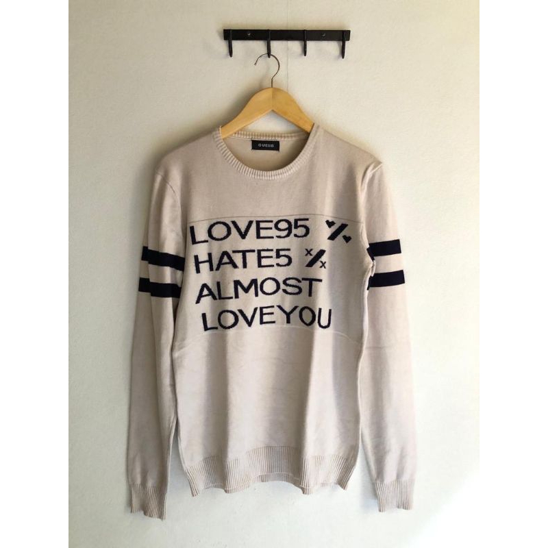 Baju Atasan Wanita Sweater Merek GUESS Original Preloved