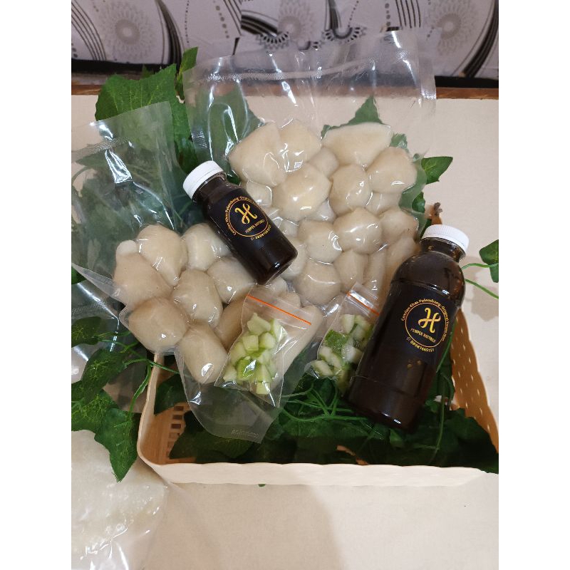 

Pempek Dos #Pempek Hattrick 40pcs dan Cuko