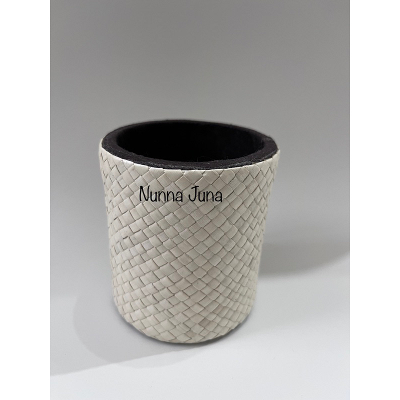 

Box Tempat Pensil / Box Pena Anyaman Pandan / Anyaman Media Decoupage