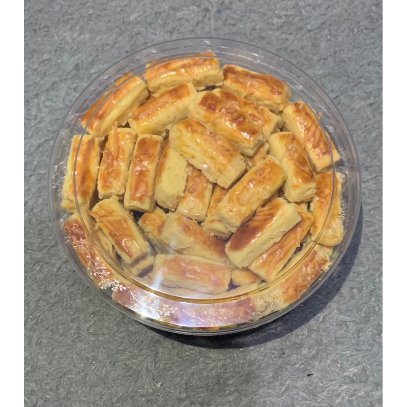 

kastangle/kue keju butter edam