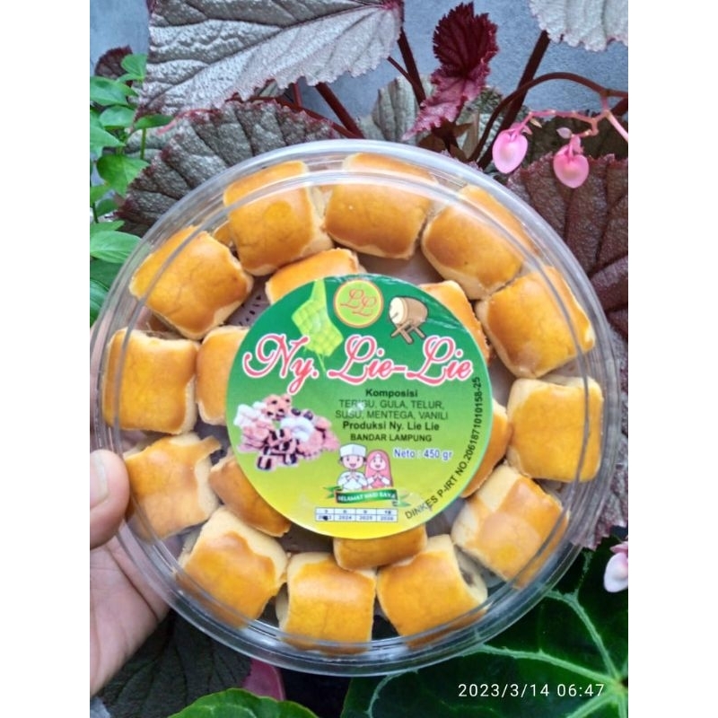 

Ny Lie Lie Kue Kering Nastar Gulung 500gr, Kue Kering Toples Nastar Gulung 500gr, Kue Kering Lie Lie, Kue Kering, Kuker, Kue Lebaran Murah