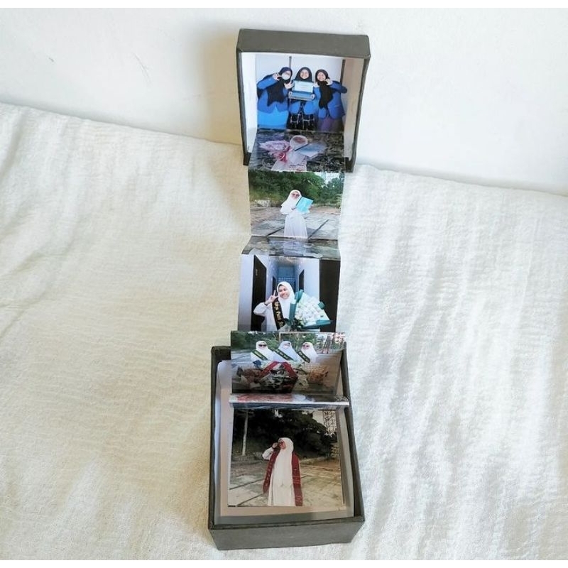 

Femo Box| HAMPERS PADANG | KADO PADANG KOTAK KADO