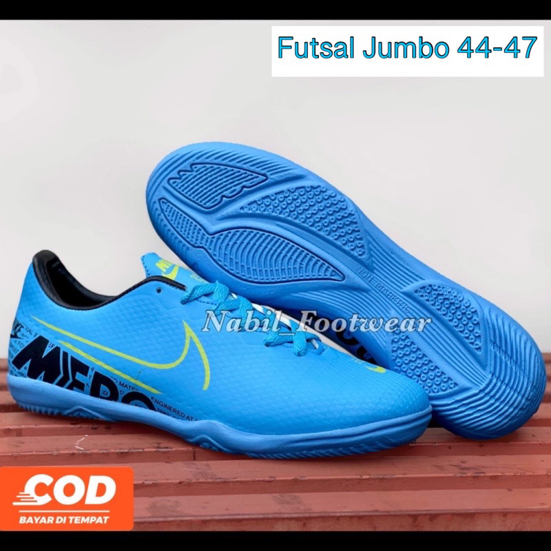 Futsal Jumbo  Sepatu Futsal Jumbo big size 44-46 ( bisa cod )