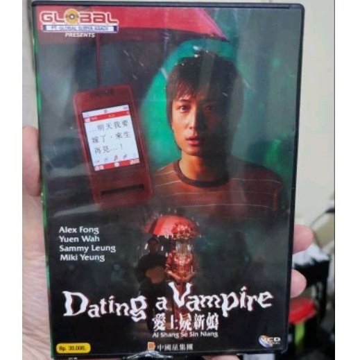 VCD Dating a Vampire Original (2 Disc)