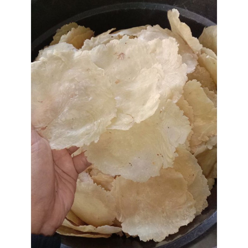 

emping melinjo asli 1kg (tipis super) full kering