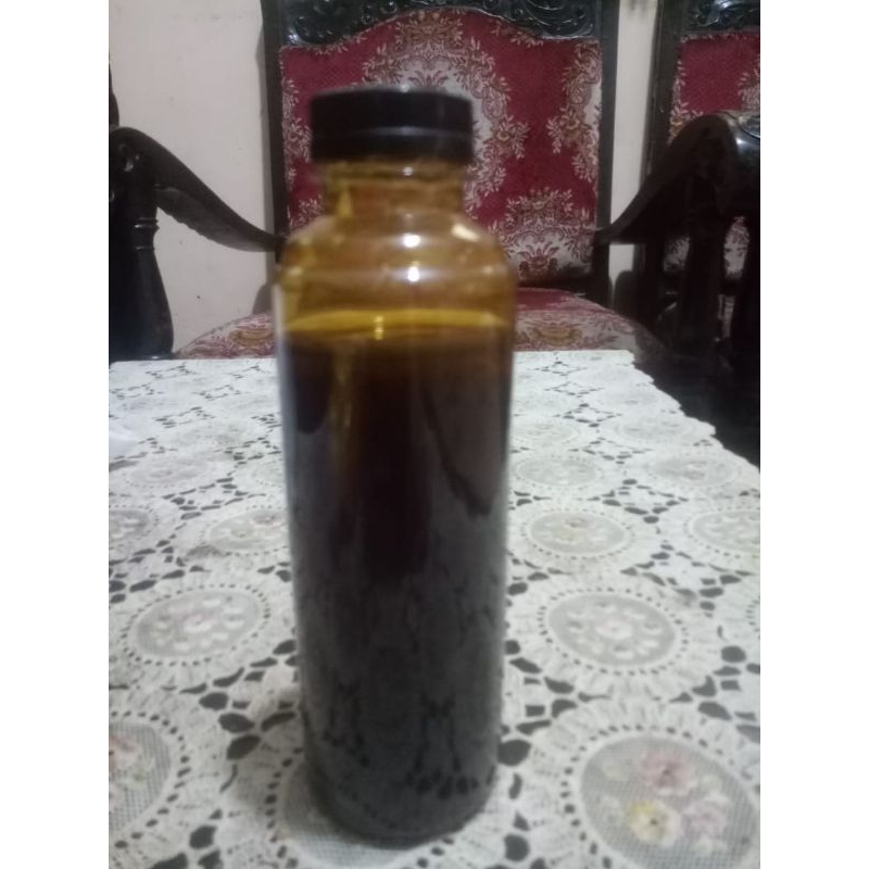 

Madu hitam pahit