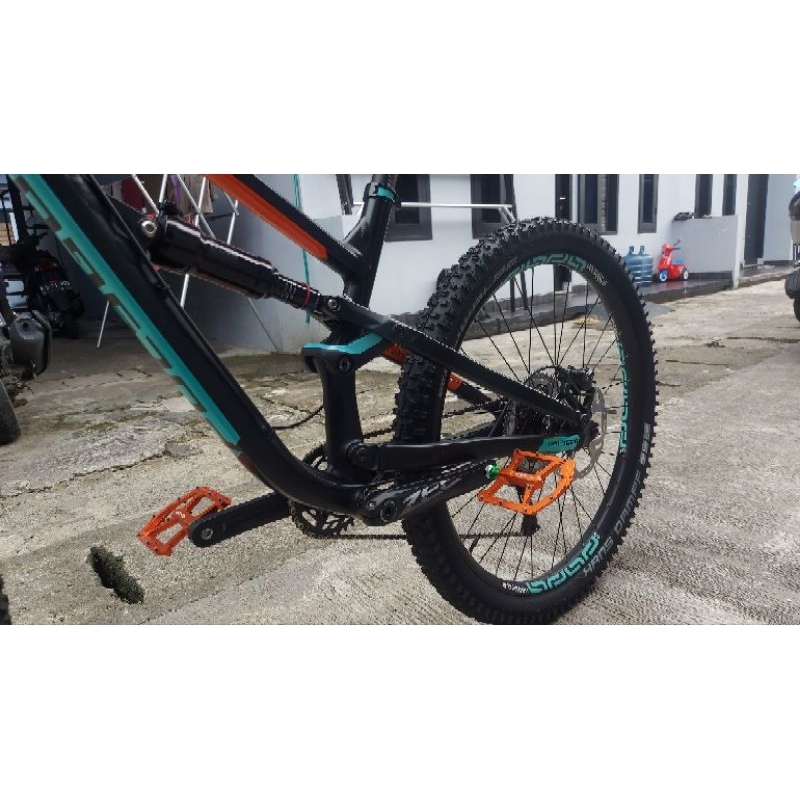 Sepeda Polygon siskiu T8 2020