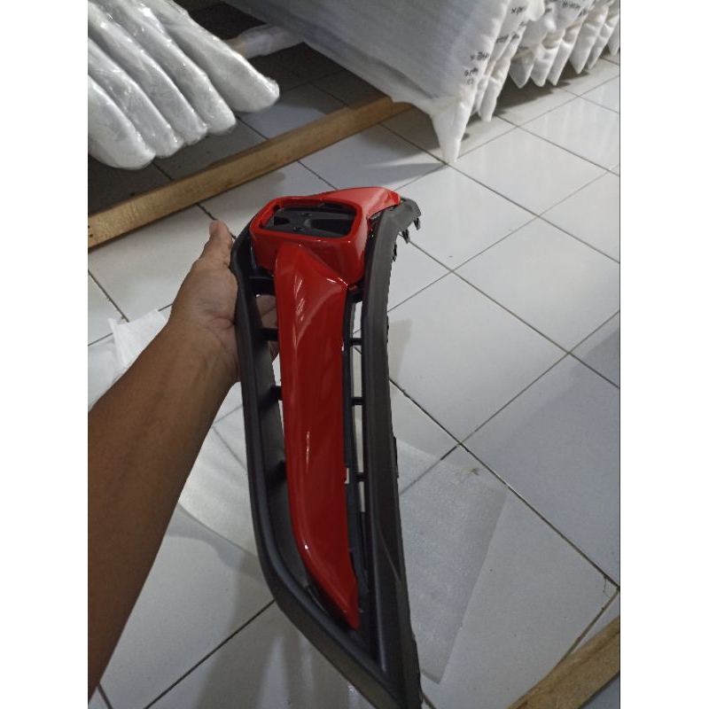 GRIL DEPAN JAZZ 2008-2011 TYPE S TYPE RS ORIGINAL GRILLE JAZZ 2008-2011 non facelift