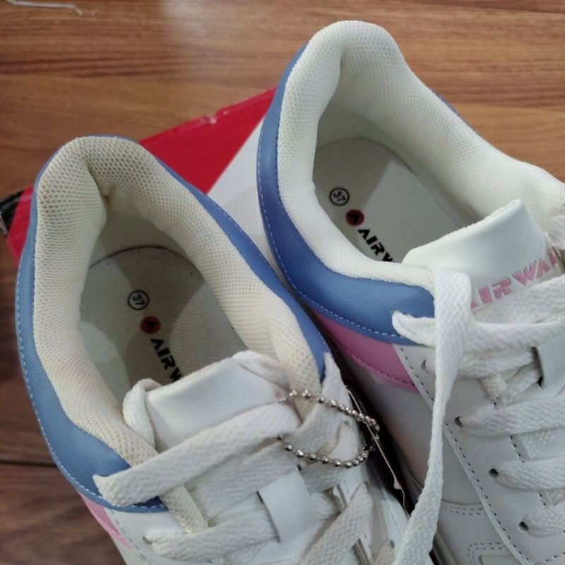 Sepatu Airwalk Sevion (F)