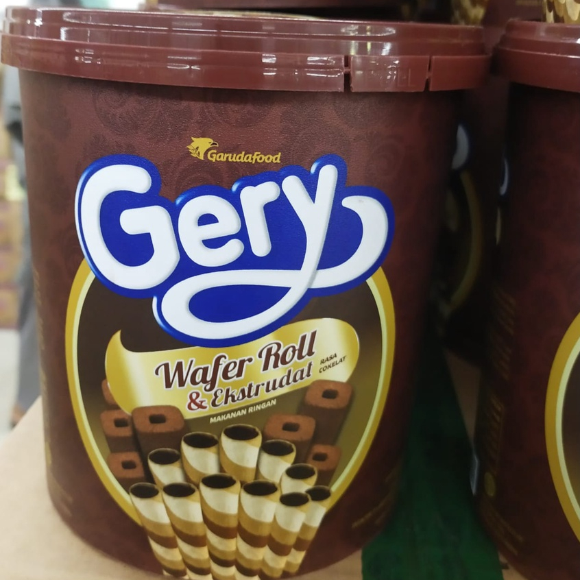 Wafer Roll & Ekstrudat Gery 350gr Biskuit Roti Kaleng Ember Plastik Kue Kering
