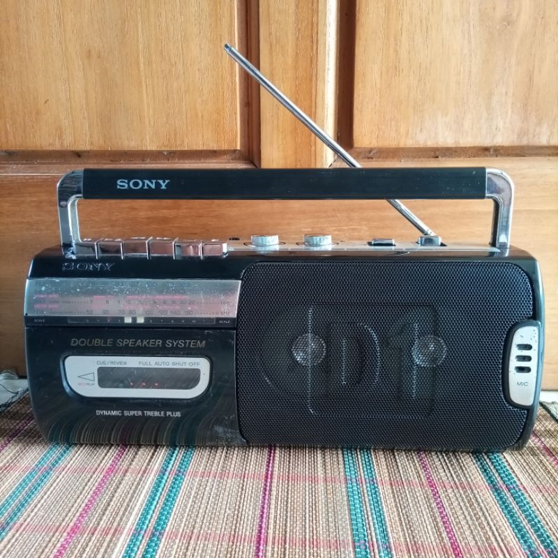 SONY CFM - D1 MK2 TAPE RADIO