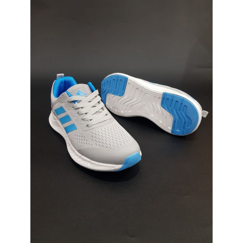 sepatu Adidas runing wanita