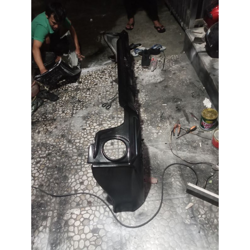 bodykit belakang Avanza Veloz 2019