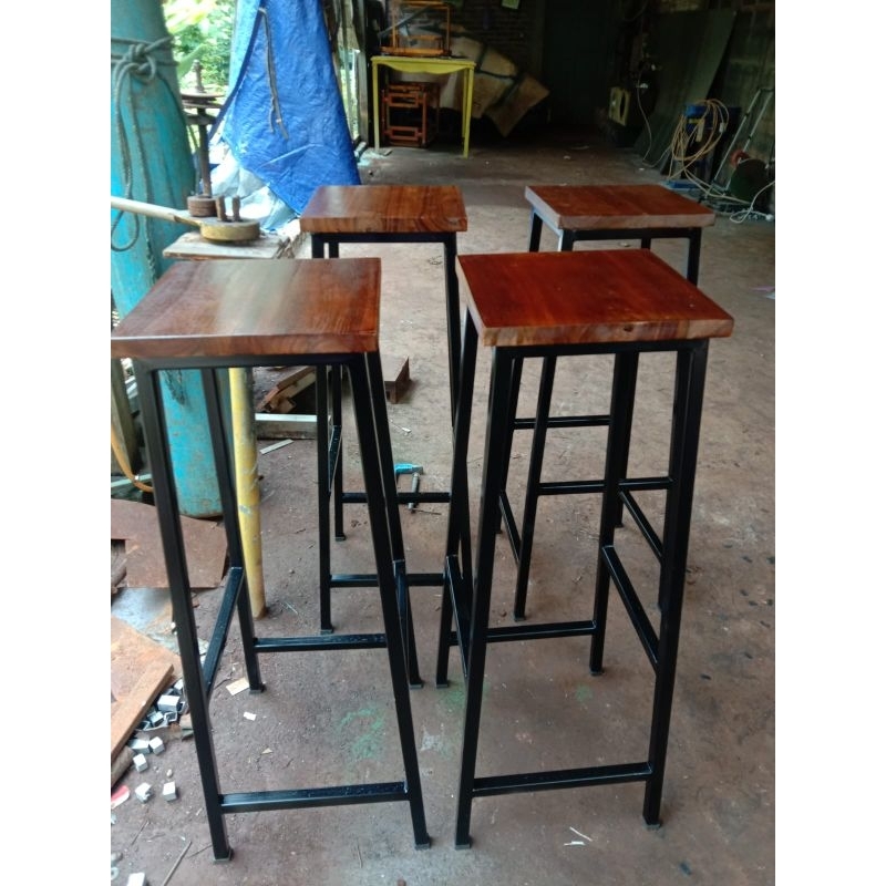 kursi bar besi kombinasi kayu