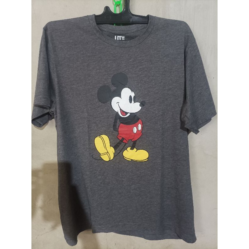 kaos Uniqlo second mulus original Collap kaos murah second kaos mulus kaos murce
