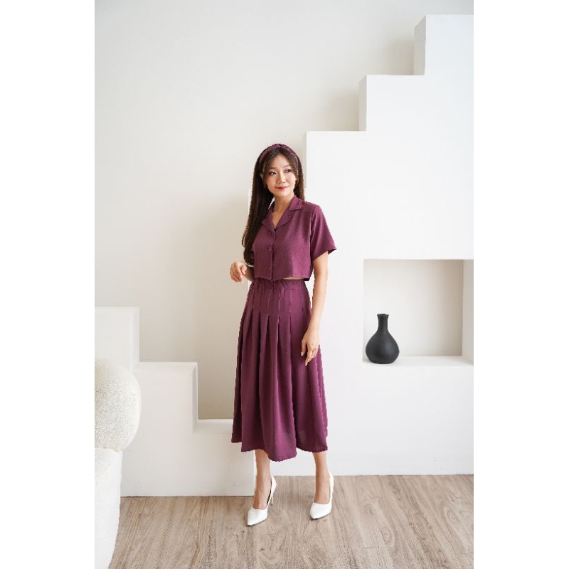 04569 MADIECA BUTTON COLLAR AIRFLOW LONG SKIRT SET ROK,