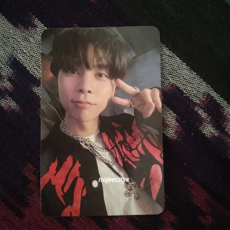 Photocard Johnny jewel Universe