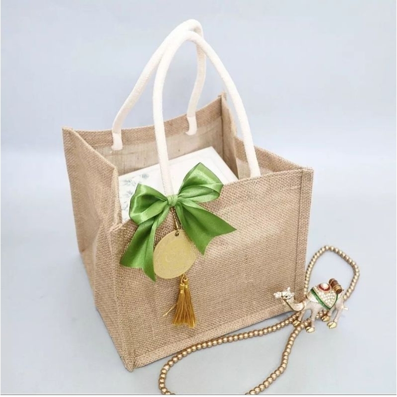 

Jute Bag Lebaran / Tas Packaging Hampers Kue Kering / Hamper Idul Fitri Lapis Bolu 2023