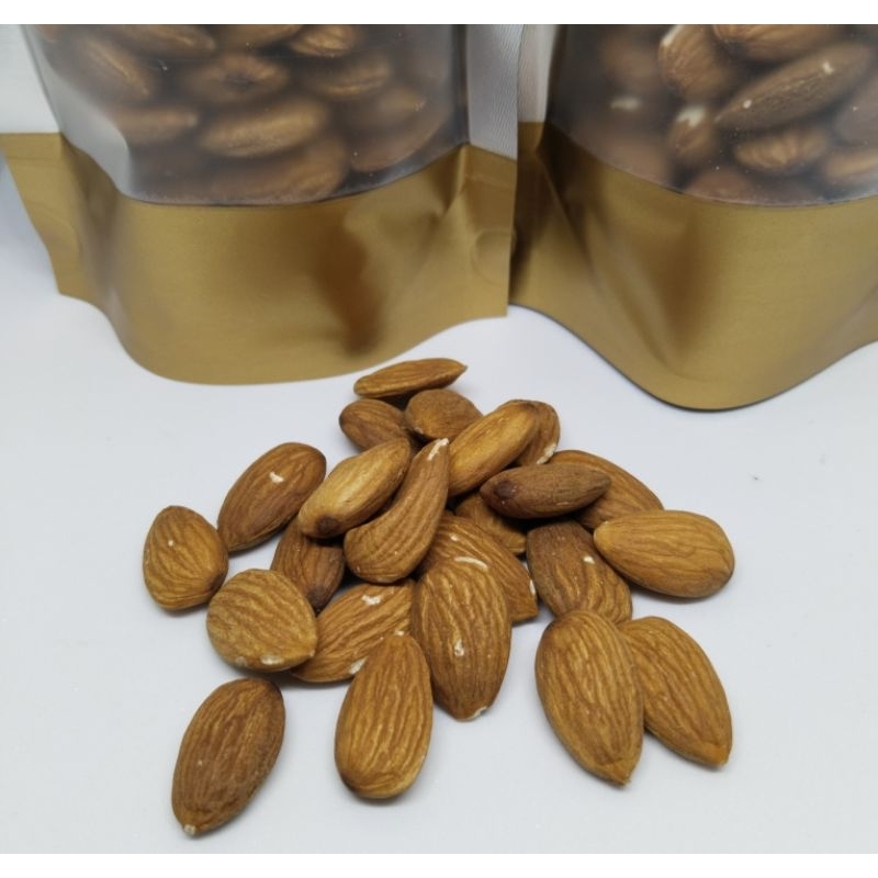 kacang almon kupas tampa kulit isi 100 grm