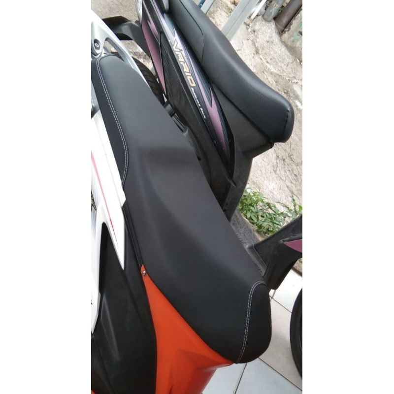 Sarung jok Motor Vario 125/150 MB tech Carrera model jahit warna