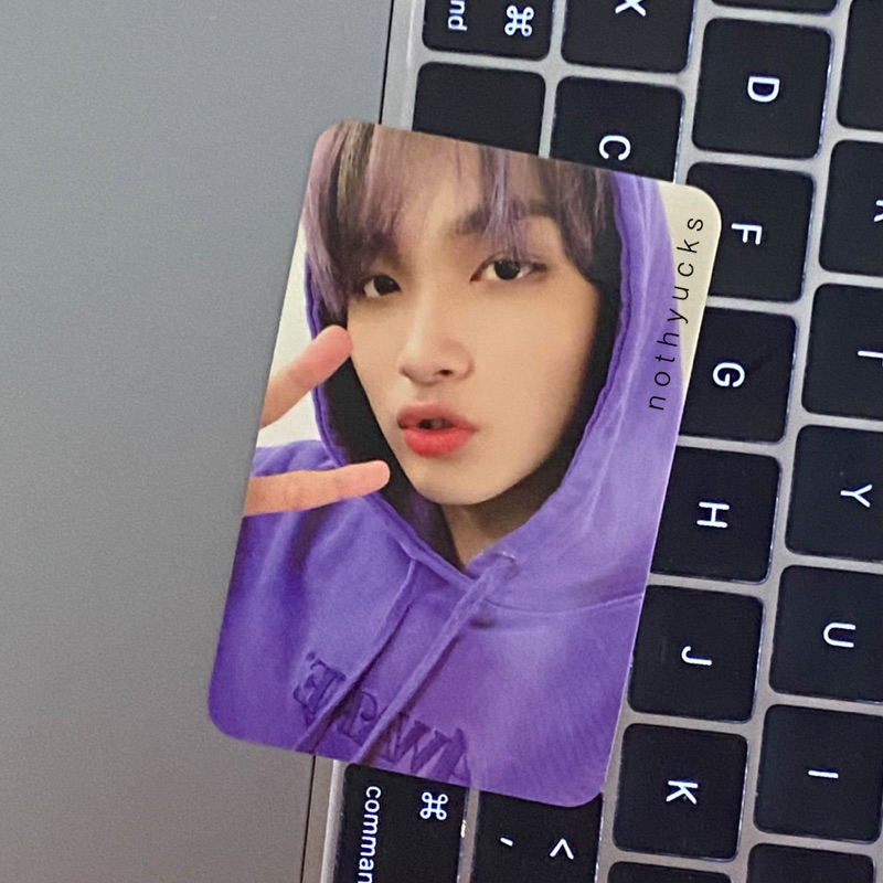 WTS PC PHOTOCARD HAECHAN HOODIE UNGU POUT PEACE + PC KONSEP PHOTOPACK SG21 SEASON GREETING 21 OREO B