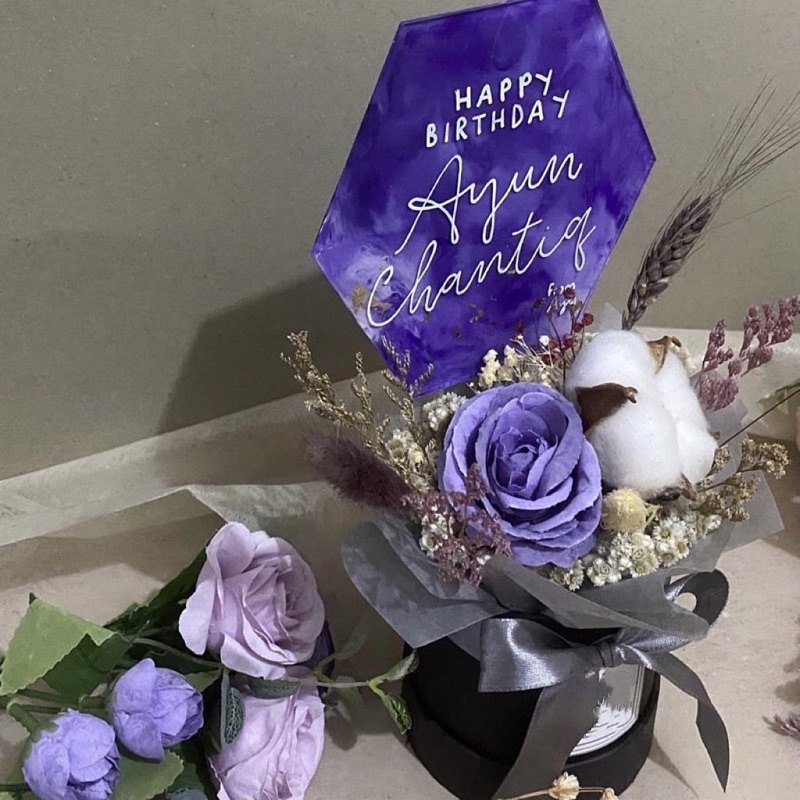 akrilik flower bloom box / kado unik / kado ultah / hadiah / frame / giftbox / kado wisuda