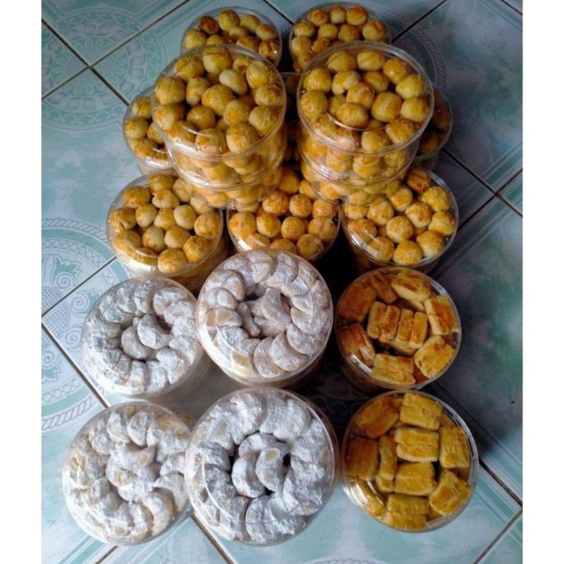 

Kue Salju Lebaran Bandung