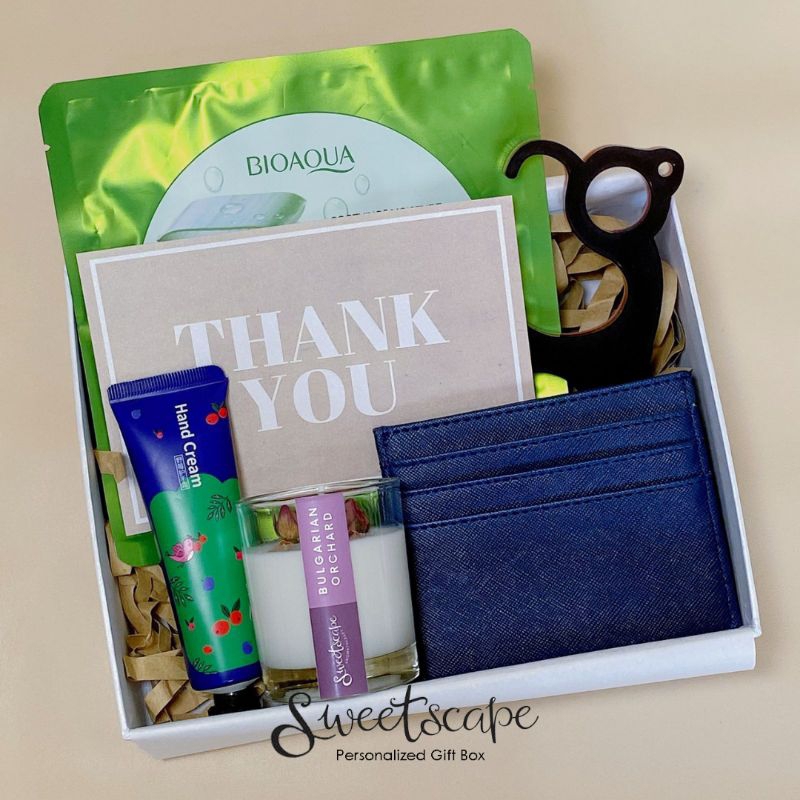 

Gift Box Package 21- Paket Hampers 21- Kado Ulang Tahun-Wedding