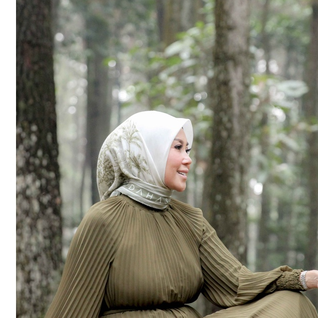 Hidahasan.id - Bengkirai Series - Hijab segiempat