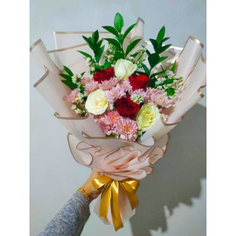 Buket Graduation / Buket Wedding / Buket Lamaran / Buket Birthday / Buket Bunga Asli Jogja