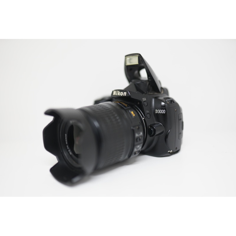 Kamera Nikon D3000 Body Only
