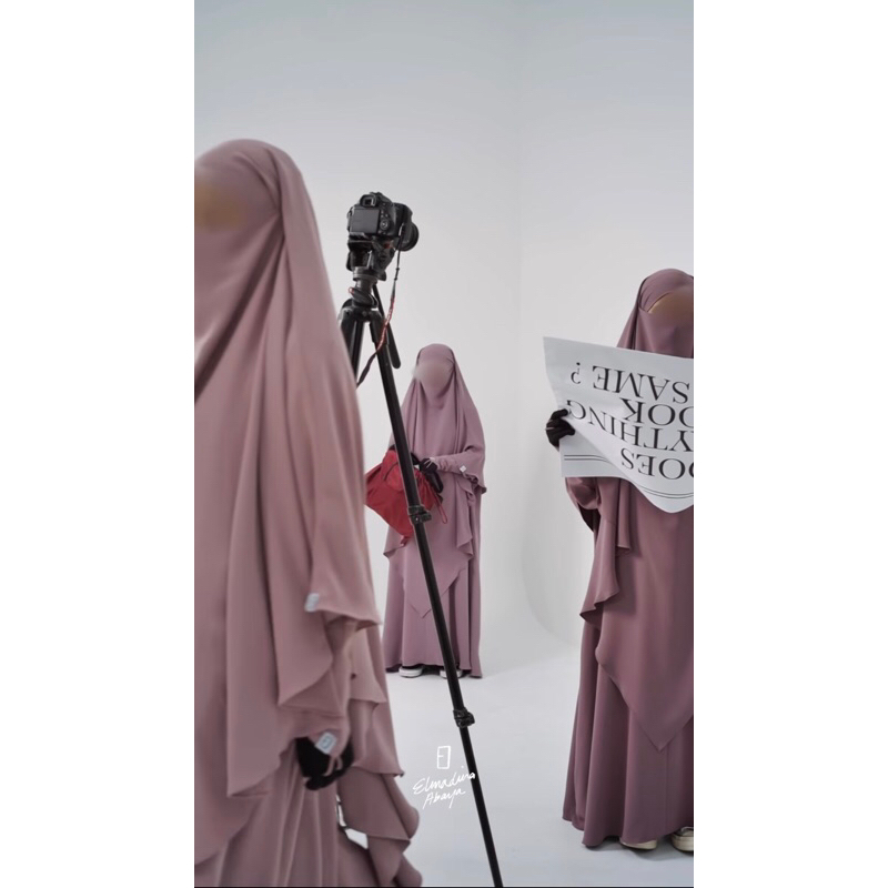 [READY STOCK ] LUNA ABAYA ELMADINA 2XS