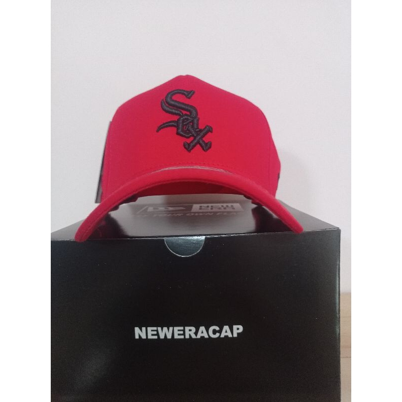 SOX HITAM bahan merah 9 forty Aframe topi premium