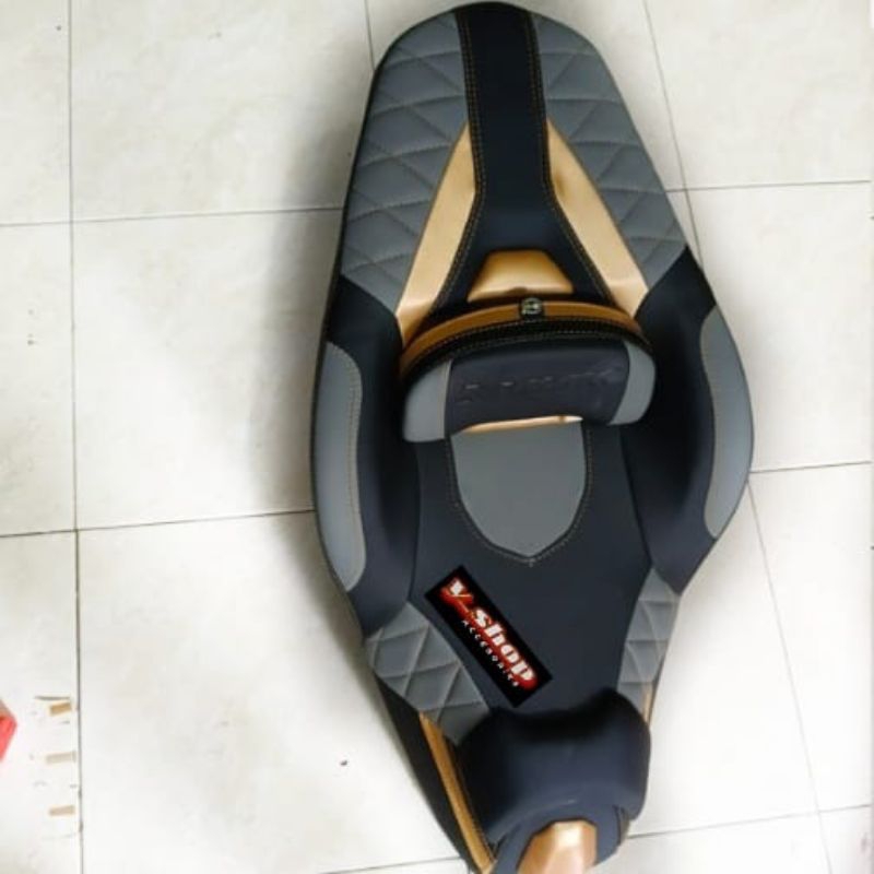 Jok Motor Nmax Old 2015 2019 Nmax New 2020 2023 Modifikasi Bahan MBtech