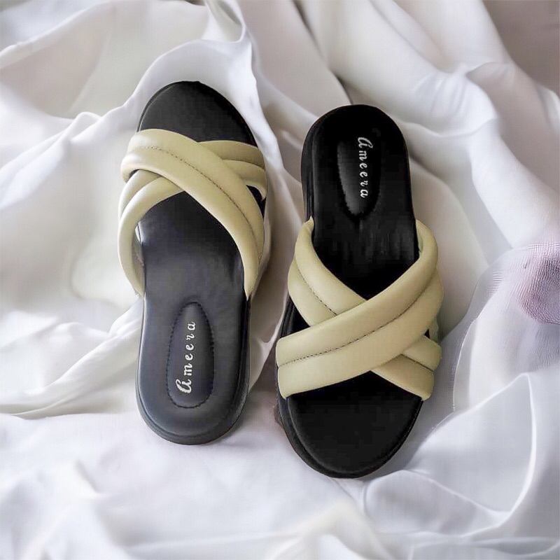 Ameera by Mikayla Sandal Wedges Wanita Silang Slip On