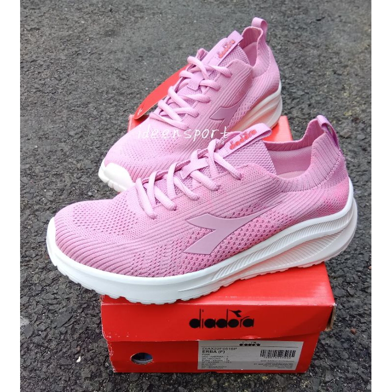 SEPATU DIADORA / SEPATU WANITA / SEPATU SPORT