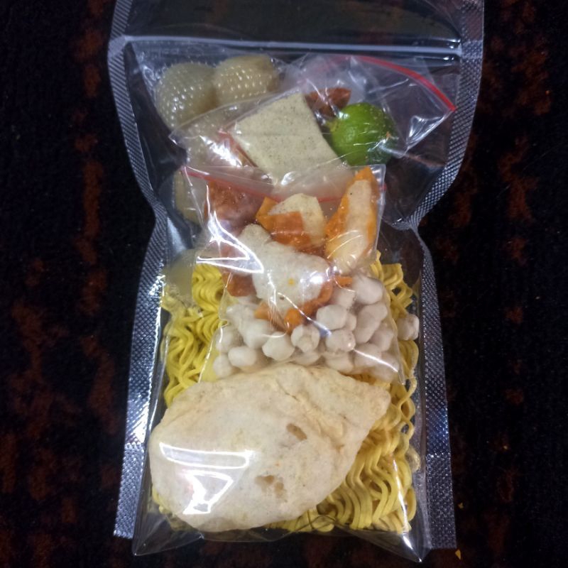 

paket reseller 10 bungkus baso Aci + mie /makanan siap saji