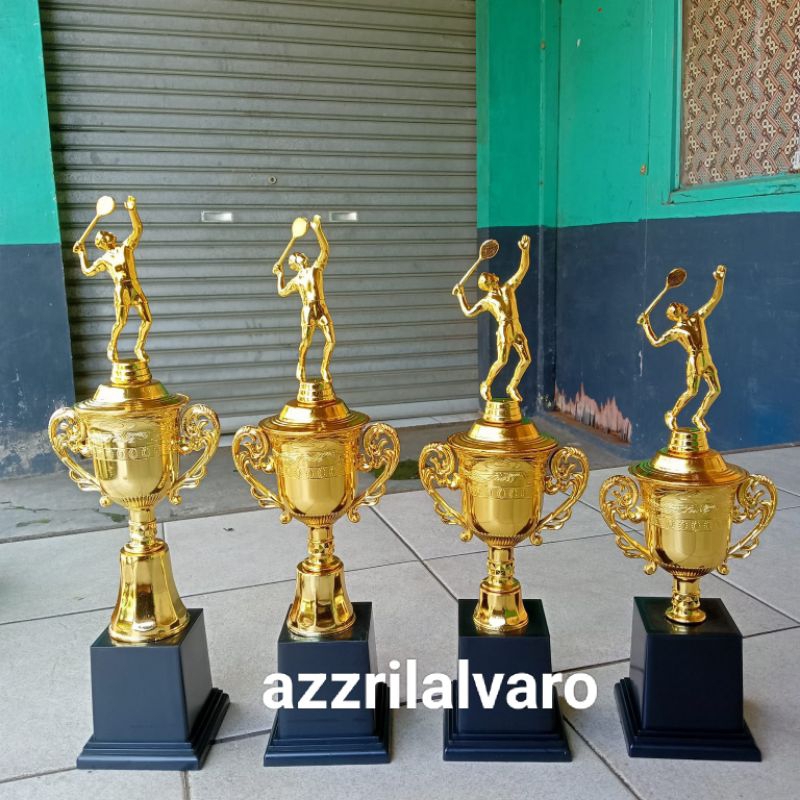 Piala 107 Badminton Tinggi 43cm