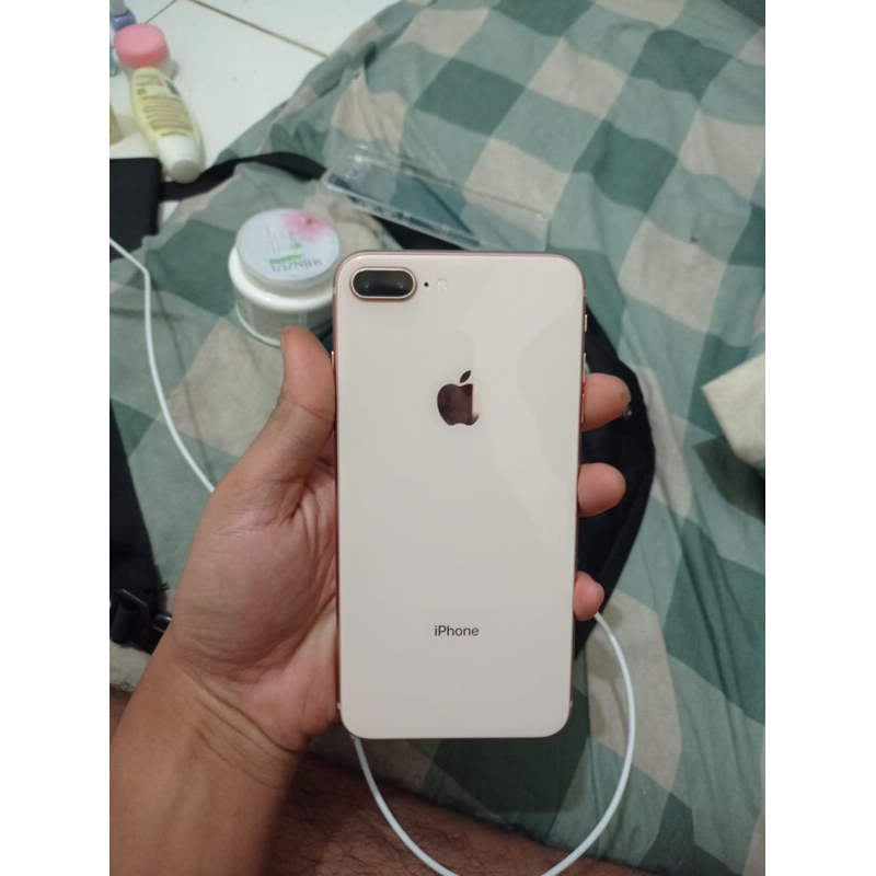 IPHONE 8 plus 256 inter