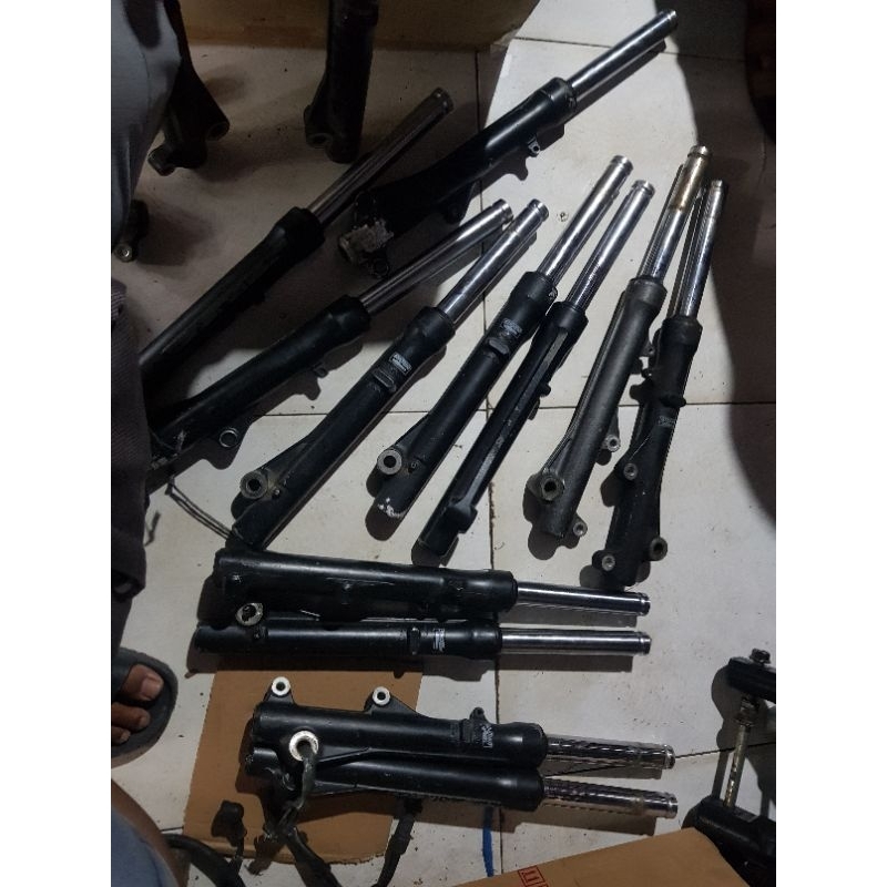 SHOCK SHOK SKOK DEPAN VARIO 125 150 KANAN KIRI ORIGINAL AHM