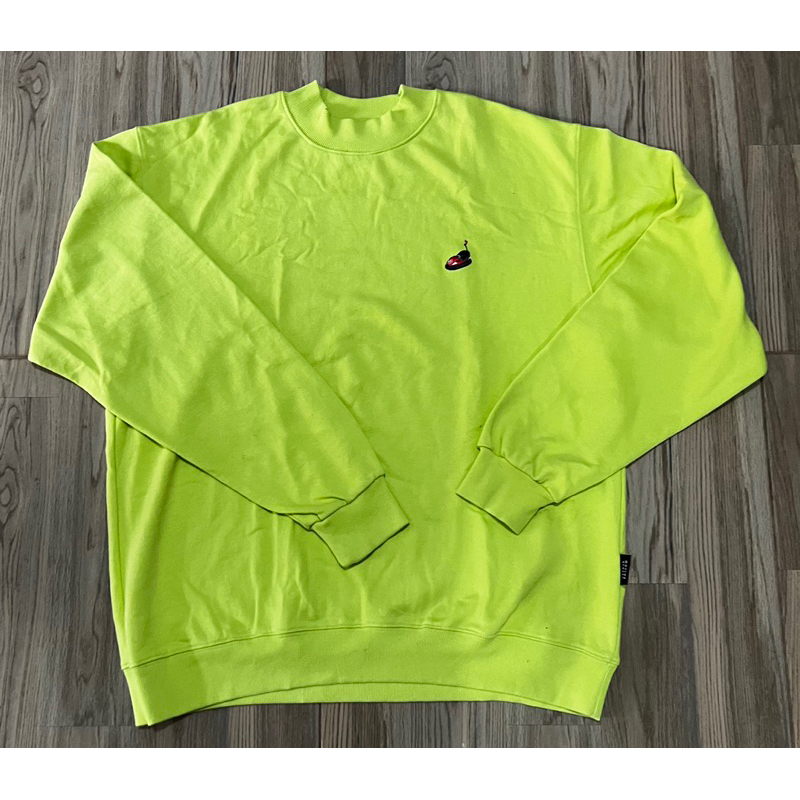 SWEATER MOTIF SWEATER HIJAU