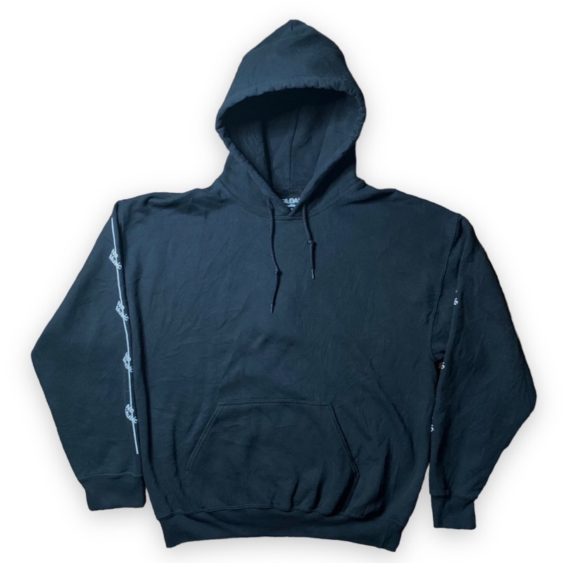 BLACK BASIC GILDAN HOODIE