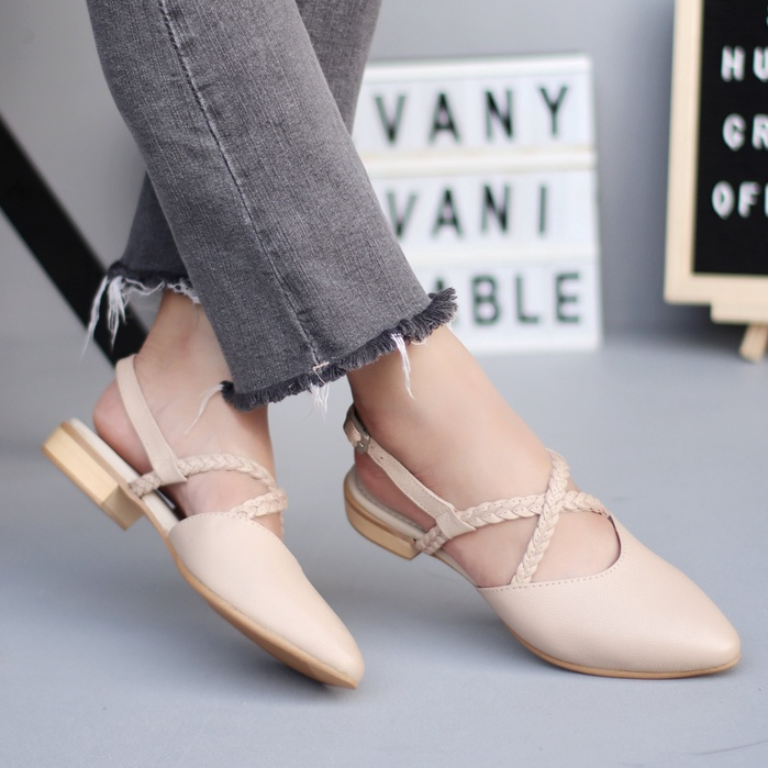 GRANDABLE - Sandal Sepatu Tali Wanita Kulit Asli Flat Shoes Sendal Teplek - Novela