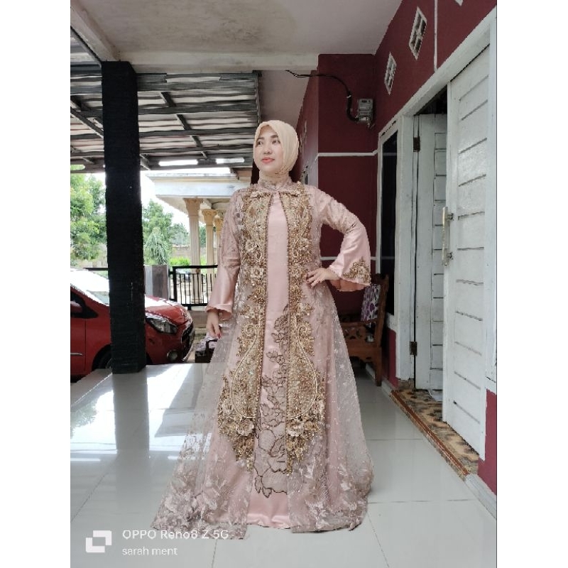 dress mahkota dewa