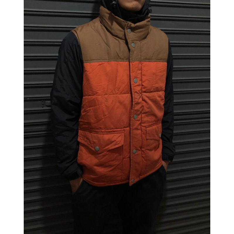 OLD NAVY PUFFER VEST