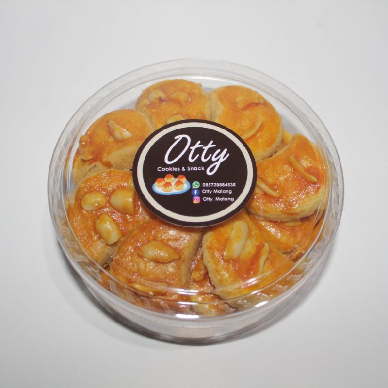 

COOKIES PEANUT - HOME MADE - TERMURAH