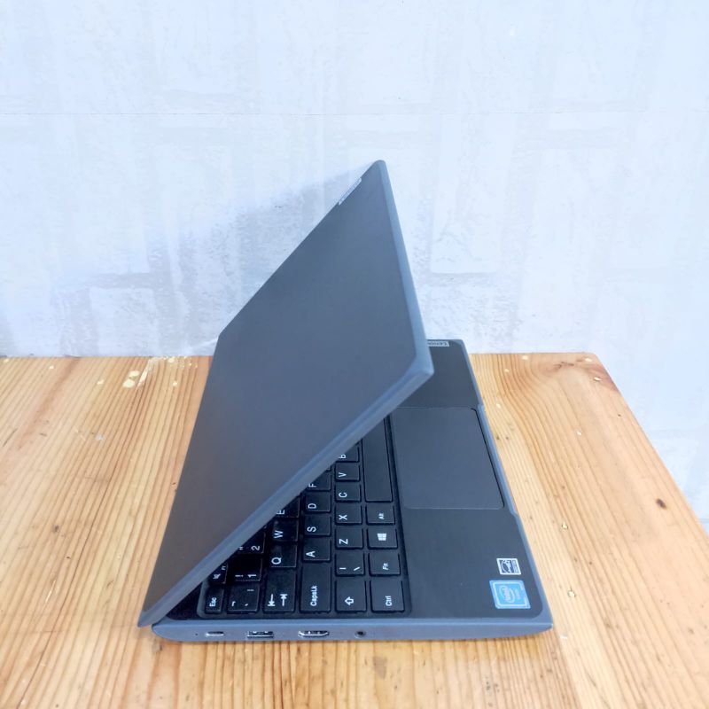 Notebook Lenovo 100e intel Celeron N4020 Ram 4Gb OS Windows 10 full aplikasi siap pakai