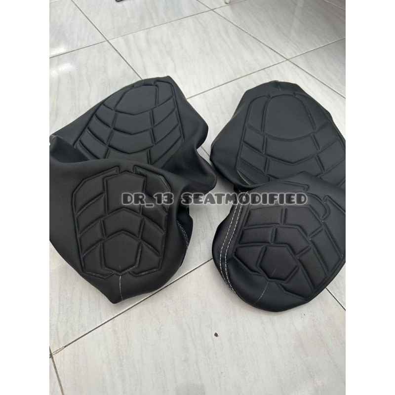 COVER PELAPIS JOK / KULIT PELINDUNG JOK PAKAI KARET BEAT SCOOPY VARIO NMAX PCX AEROX DLL